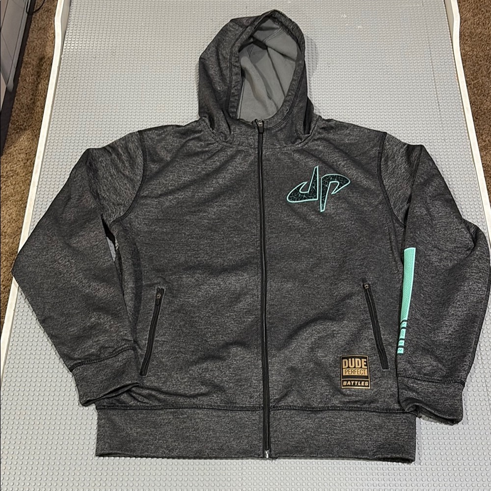 Dude Perfect Battles Collection Adult Medium Gray Full Zip Fleece Jacket